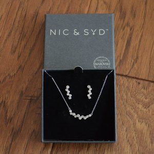 NIC & SYD Cluster Necklace Set with Swarovski